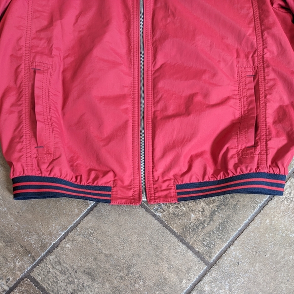 Bugatti Mens Sporty Windbreaker Jacket Size 40R( M-L) Red with Blue Trim - Picture 6 of 16